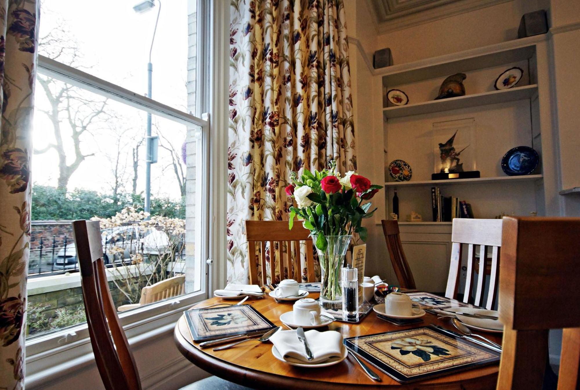 Bronte Guest House — Photos 1